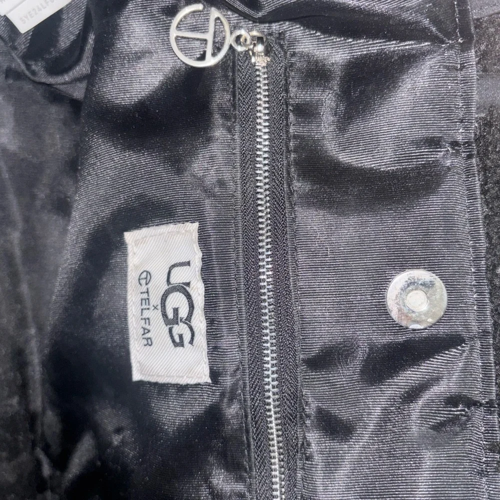 Telfar x UGG Tote - Picture 4 of 6